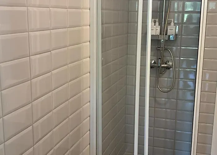 Loft Anexo En Chalet, Con Piscina De Uso Privado *